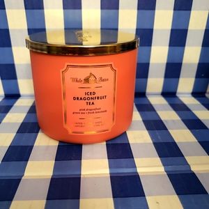 Bbw iced Dragonfruit tea, 3wick candle